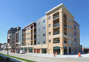 CityDeck Landing in Green Bay, WI - Foto de edificio - Building Photo