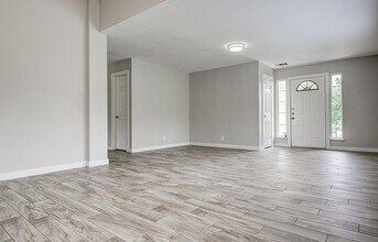 1302 Crete Ln in Pflugerville, TX - Building Photo - Building Photo