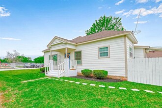 1005 Fort St in Richmond, TX - Building Photo - Building Photo