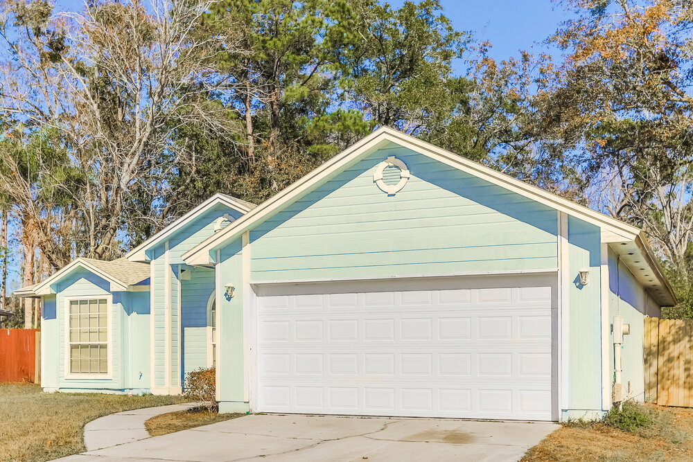 1555 Graduation Ln in Middleburg, FL - Building Photo