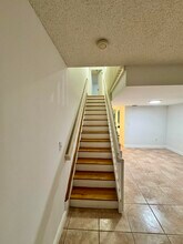 9189 Fontainebleau Blvd in Miami, FL - Building Photo - Building Photo