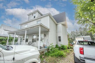 947 William St in Avoca, PA - Building Photo - Building Photo