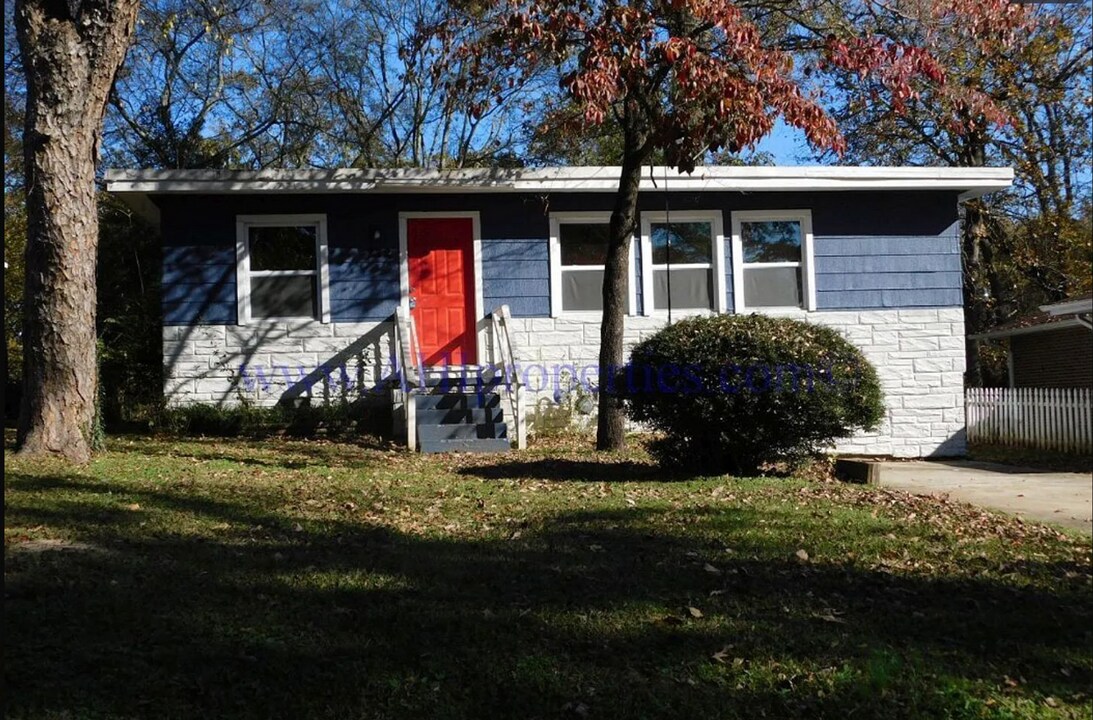 222 4th Ave in Midfield, AL - Building Photo