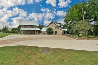 1700 Co Rd 130 in Hutto, TX - Building Photo - Building Photo