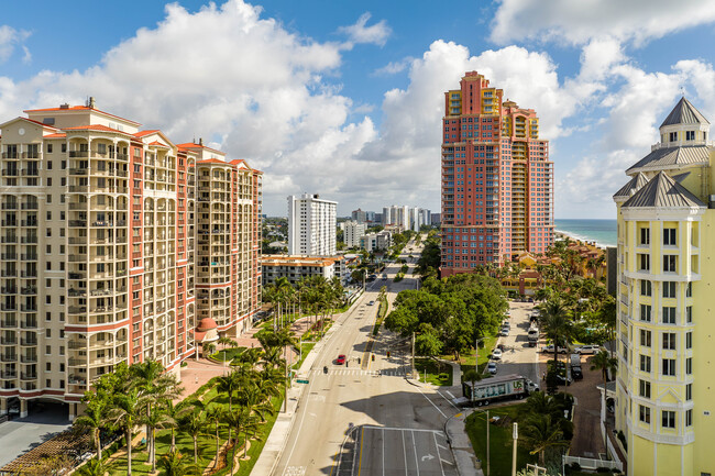 The Vue Condominiums in Fort Lauderdale, FL - Building Photo - Building Photo