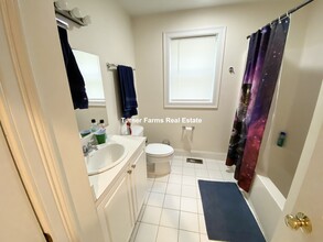 128 Hillside St, Unit 2 in Boston, MA - Foto de edificio - Building Photo