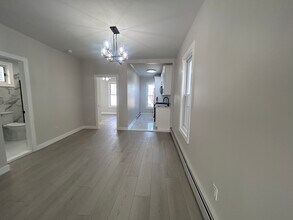 510 17th St, Unit 2 in Union City, NJ - Foto de edificio - Building Photo