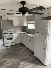 2422 Montclair Rd in Leesburg, FL - Building Photo - Building Photo