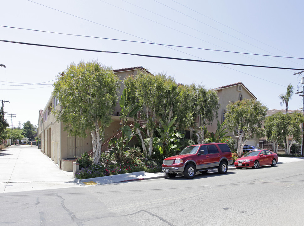 College Villas in San Diego, CA - Building Photo