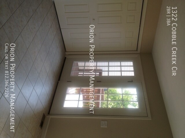 1322 Cobble Creek Cir in Bloomington, IN - Foto de edificio - Building Photo
