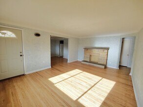 1193 Clover Cir Ct in Pittsburgh, PA - Building Photo - Building Photo