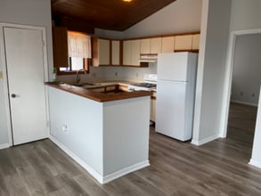 206 Knoll Dr in Bristol, VA - Foto de edificio - Building Photo