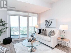 30 Ordnance St in Toronto, ON - Building Photo - Building Photo