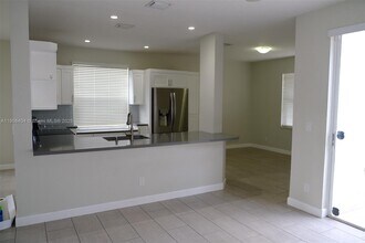 16897 SW 1st Pl in Pembroke Pines, FL - Building Photo - Building Photo
