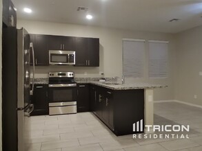 12576 W Lindbergh Dr in Peoria, AZ - Building Photo - Building Photo