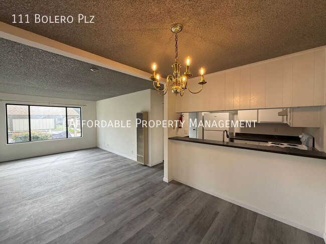 111 Bolero Plaza in Union City, CA - Building Photo - Building Photo