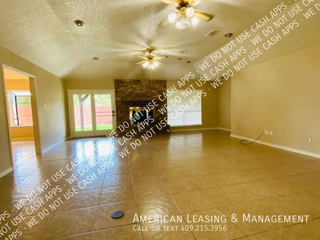 20 Pinewood Cir in Orange, TX - Building Photo - Building Photo