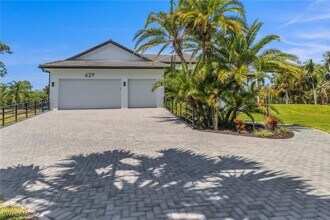 629 23rd St SW in Naples, FL - Building Photo - Building Photo