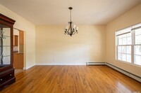 1240 Stony Brook Rd, Unit C in Lake Grove, NY - Building Photo - Building Photo