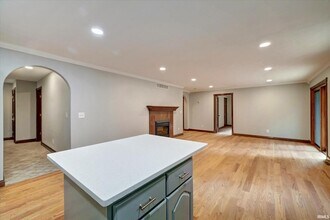 4975 E State Rd 46 Bypass in Bloomington, IN - Building Photo - Building Photo