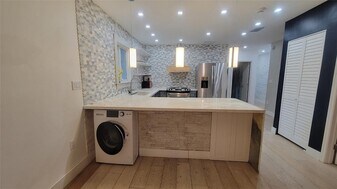 512 NW 15th Terrace in Fort Lauderdale, FL - Building Photo