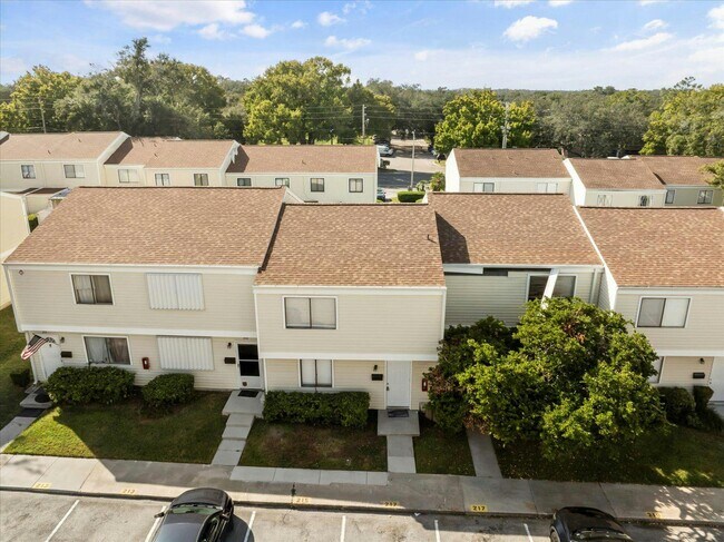 217 Debora Ct in Altamonte Springs, FL - Building Photo - Building Photo