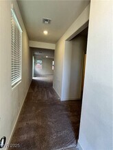 6652 Bowery St in Las Vegas, NV - Building Photo - Building Photo