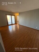 720 W Adams St in Jackson, MO - Building Photo - Building Photo