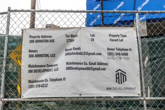306 Johnston St in Jersey City, NJ - Building Photo - Building Photo