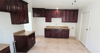 3638 E 54th St, Unit A in Maywood, CA - Building Photo - Building Photo