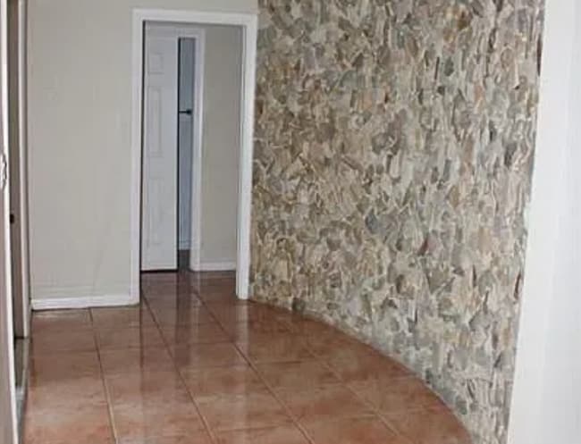 11201 NW 33rd St in Coral Springs, FL - Building Photo - Building Photo