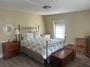 35 Grove St in Rochester, NH - Building Photo - Building Photo