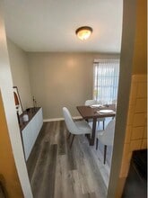 628 Wooddale Terrace in Greenwood, IN - Building Photo - Building Photo