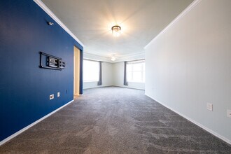 13580 Technology Dr. in Eden Prairie, MN - Building Photo - Building Photo