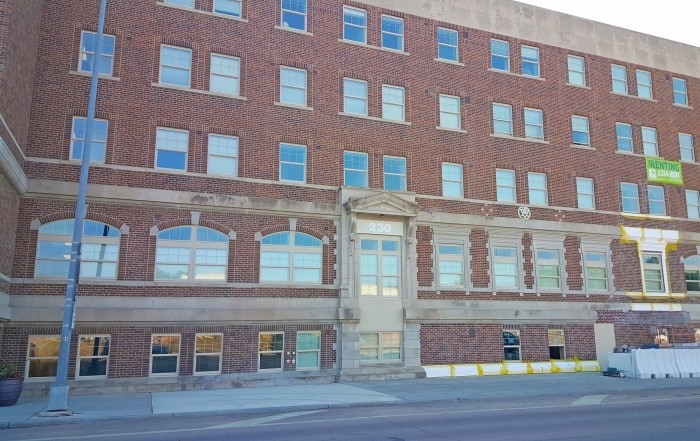 YMCA in Sioux Falls, SD - Foto de edificio