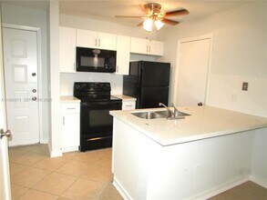 4581 W McNab Rd in Pompano Beach, FL - Building Photo - Building Photo
