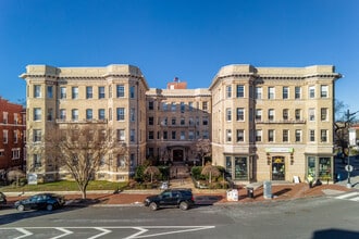 3220 17th St NW in Washington, DC - Building Photo - Building Photo