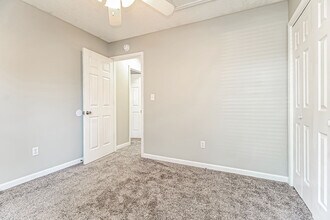 7 Poppy Meadow Ln in Simpsonville, SC - Foto de edificio - Building Photo