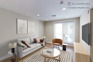 7400 Center Ave in Huntington Beach, CA - Building Photo