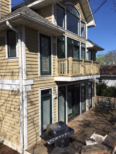 property at 414 S Lake Shore Dr