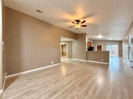 12504 Paloma Blanca Way in Austin, TX - Building Photo