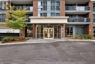 1 Michael Power Pl in Toronto, ON - Building Photo - Building Photo