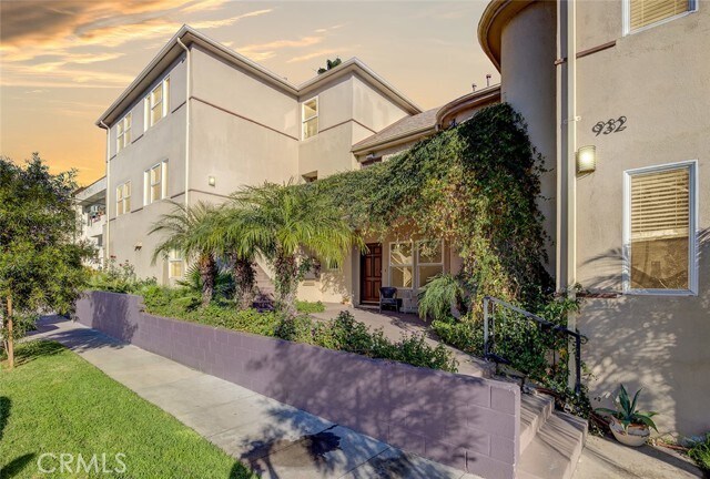 932 S Shenandoah St in Los Angeles, CA - Building Photo - Building Photo