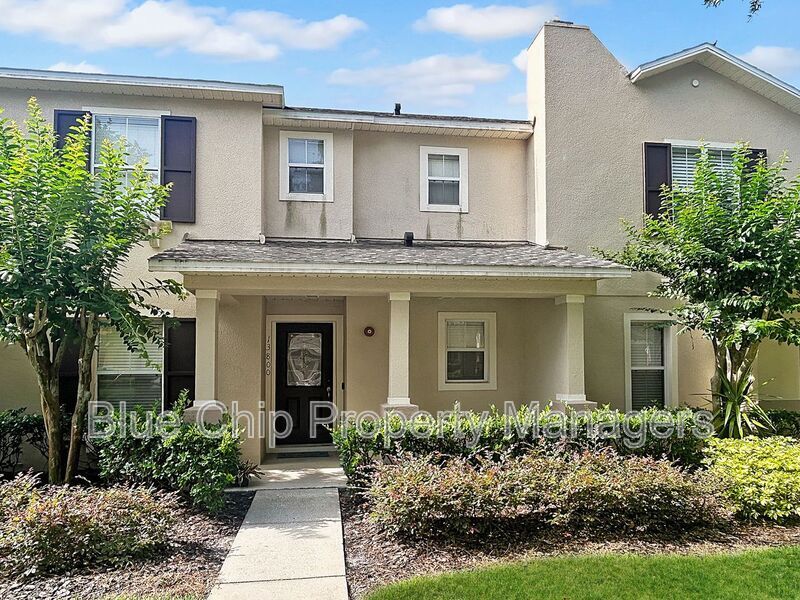 13800 Golden Russet Dr in Winter Garden, FL - Building Photo