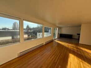 2225-2229 W Raye St in Seattle, WA - Building Photo - Building Photo