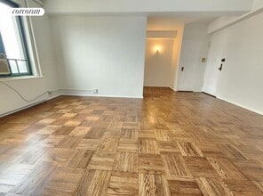 1949 McGraw Ave in Bronx, NY - Building Photo - Building Photo