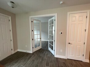 240 Ibiza Lp in Venice, FL - Building Photo - Building Photo