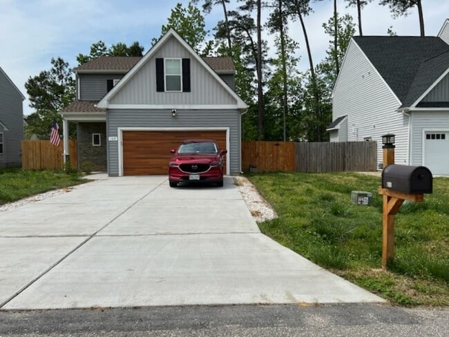 109 Cabernet Rd in Williamsburg, VA - Building Photo - Building Photo