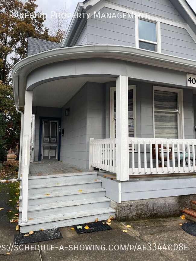 405 S 2nd St in Oregon City, OR - Foto de edificio - Building Photo