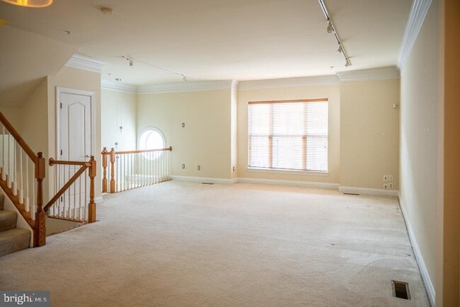 5115 Grimm Dr in Alexandria, VA - Building Photo - Building Photo